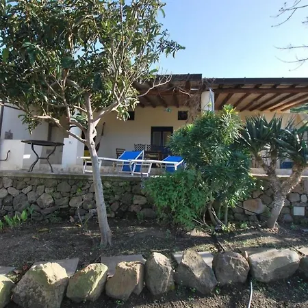 Serenity In Appartement Lipari (Isola Lipari)